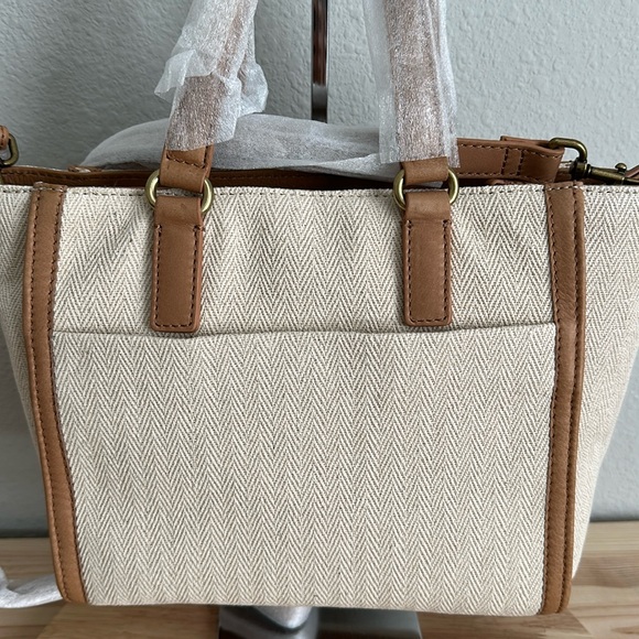 American Leather Co. Bayberry Small Leather Tote w/ Crossbody Strap - Picture 4 of 7